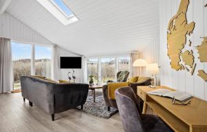 3 Bedroom Amazing Home In Hjørring