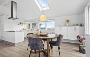 3 Bedroom Amazing Home In Hjørring