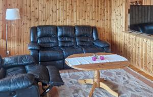 2 Bedroom Awesome Home In Torsby