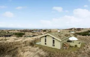 Cozy Home In Saltum With House Sea View - Grønhøj