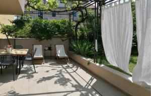 1 Bedroom Amazing Apartment In Porec 