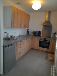 Appartements Agreable maison a Antheuil Portes : Appartement 1 Chambre