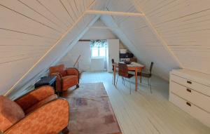 Cozy Home In Förslöv With Wifi