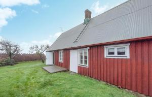 Cozy Home In Förslöv With Wifi