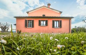 4 Bedroom Awesome Home In Urbania