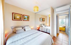 Appartements Nice Apartment In Saint-Paul-Les-Dax : photos des chambres