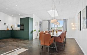 5 Bedroom Beautiful Home In Haderslev