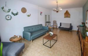 Awesome Apartment In Carpentras