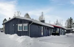 Gorgeous Apartment In Koppang - Koppang