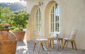 Awesome Home In Massa E Cozzile