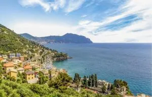 Stunning Home In Sori With Wifi - Teriasca