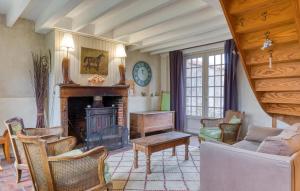 Maisons de vacances Stunning Home In Les Baux De Breteuil : photos des chambres