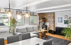 3 Bedroom Beautiful Home In Grevinge
