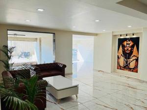The Golden Gate 2BHK Fully Airconditioned Flat