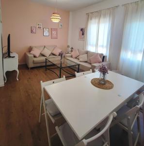 Agarimo Homes - Tu hogar lejos de casa