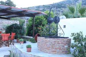 Oasis Rooms & Studios in Galissas Syros Greece