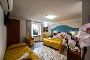 Classic Triple Room room in Amalfi Hotel centro storico