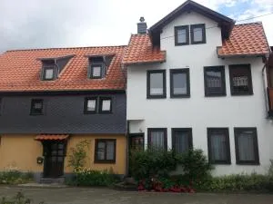Haus Saskia - Wutha-Farnroda