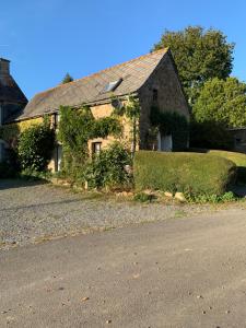 Appartements Countryside Retreat in Brittany 2 Bedrooms Sleeps 4 Pet Friendly Heated Swimming Pool Free Wifi : photos des chambres