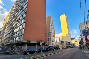 Conforto para família, berço, garagem, prox. Batel