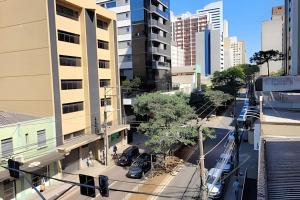 Conforto para família, berço, garagem, prox. Batel