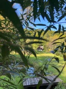 Cosy getaway in raw nature