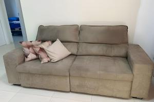 Para 10 pessoas, 03 quartos ar condicionado e ventilador, garagem, atrás do hospital da Unimed apt 302