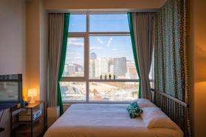 Tiffany & Jessica House - A high rise accommodation in Korea with the most convenient transportation, diverse shopping options, and excellent access to popular attractions