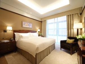 One-Bedroom Classic Suite room in The Beaumont Hotel
