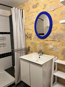 Appartements Studio Cosy Rue pietonne calme Centre-ville d-Uzes : photos des chambres