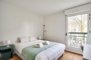 New & Cozy T2 with Balcony - Paris 18 Montmartre