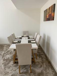 AMS Vacation Homes - Two Bedroom Apartment - Gala Garden Building Arjan Dubai