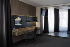 UNGVARSKIY Thermal Hotel