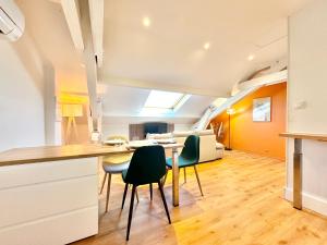Appartements L-Elegance Montoise - Plein Centre - Tout Confort : photos des chambres