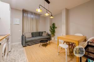 Rumbo a la comodidad para 9 en Calle del Barco E2