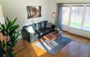 Karlskoga Folkhögskola, lägenhet, 101m2