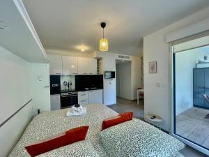 Charming Studio with Parking near Monaco