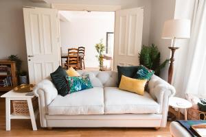 Elegant West End Flat in Glasgow