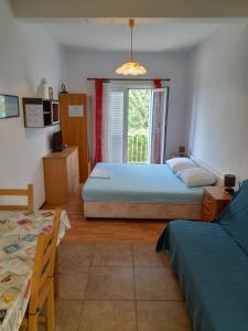 Feliks-Studio with balcony