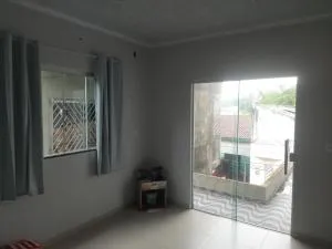 COP 30 Casa com 3 quartos sendo 1 suite 4 banheiros sala cozinha e garagem - Castanhal