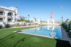 Luz de la Mata penthouse - Golf sea lake views - by OYOOSTAYS