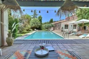Absolutely quiet Provencal villa with swimming pool - 加尔达讷