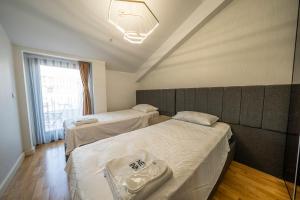 Taksim Petek Residence by Guestteori