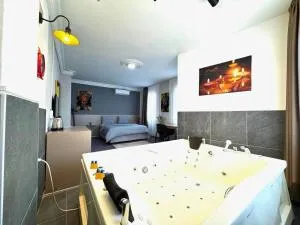 Grond Konaklama Mersin - 梅尔辛