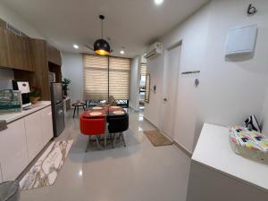 The Shore Kota Kinabalu sunseahome10