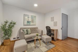 Apartamento con aire laureles201