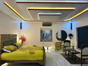 Cheerful 1 Bedroom Residential Home - New Mīrpur