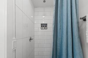 Coastal Cabana Studio - Close to beach and Mississippi City