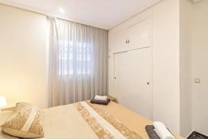 Golden Lily Granfield A129