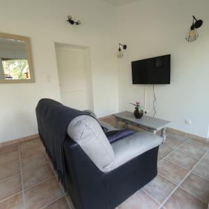 Appartements Gites O bois Marin : Appartement 2 Chambres avec Terrasse